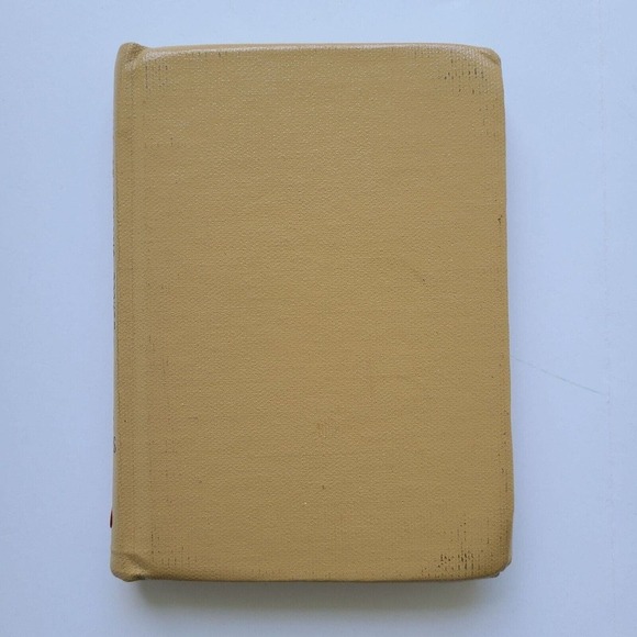 5/$12 Vintage Book Collector's Pocket Book of Glass Ex-library 1966 1st Amer Ed - Picture 3 of 12